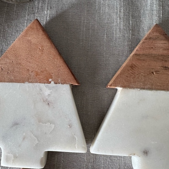 White and Brown Holiday Decor Minimalist Christmas Tree Ornaments. Set o… - Picture 5 of 8